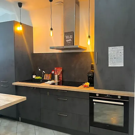 Spacieux T1 Lumineux Au Coeur De Lejlighed *